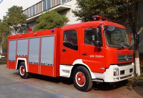 國(guó)四東風(fēng)天錦7噸水罐消防車